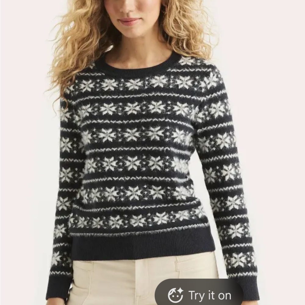 Nautica Navy and White Snowflake Sweater